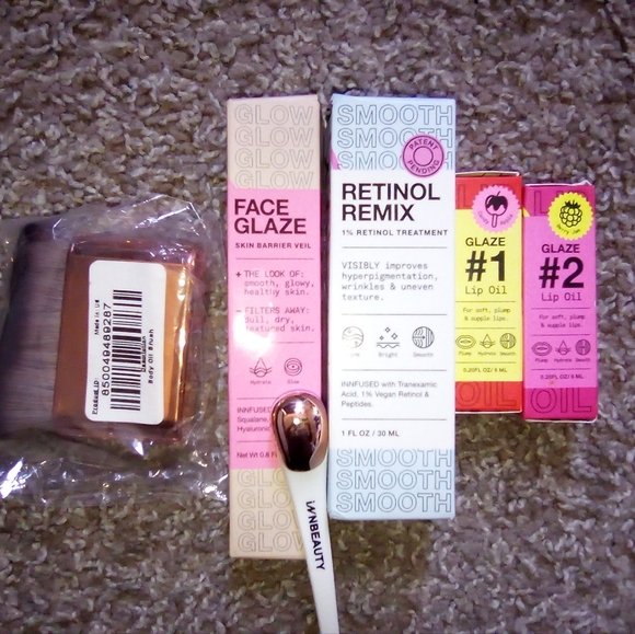 Innbeauty Skincare Set with Retinol and Lip Oil - Picture 1 of 1